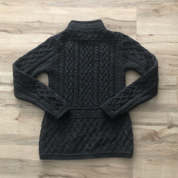 Inis Crafts 100% Merino Wool Charcoal Cable Knit Full Zip Cardigan - Picture 8 of 8